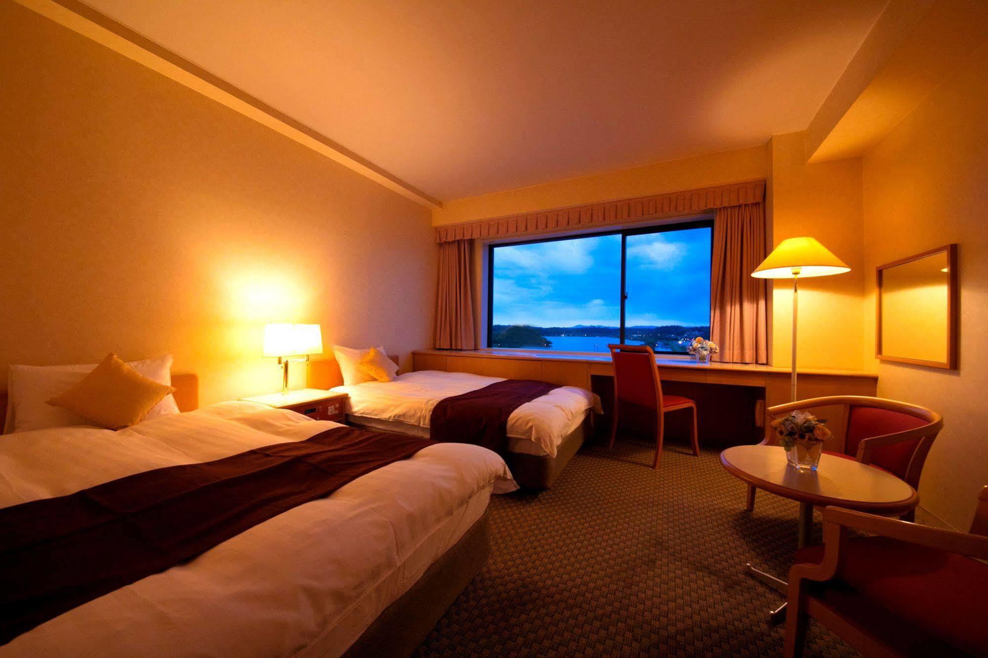 Mito Hotel Season Екстериор снимка